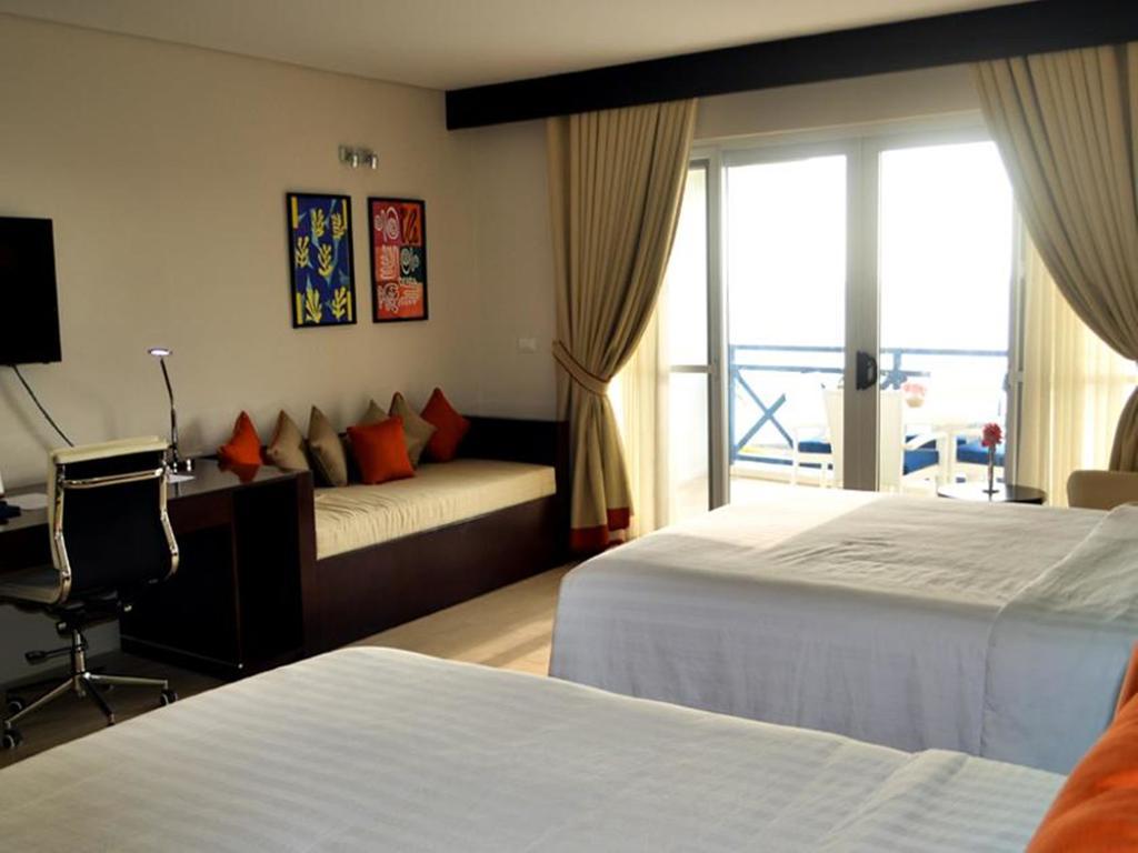 Thunderbird Resorts - Poro Point San Fernando City  Екстериор снимка