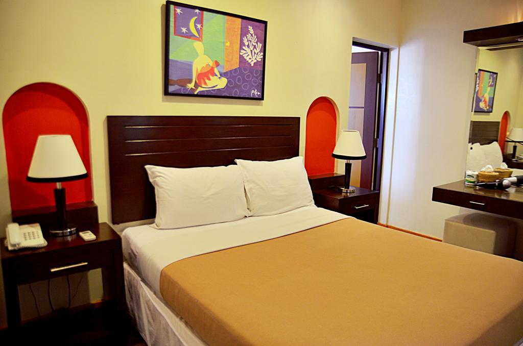 Thunderbird Resorts - Poro Point San Fernando City  Екстериор снимка