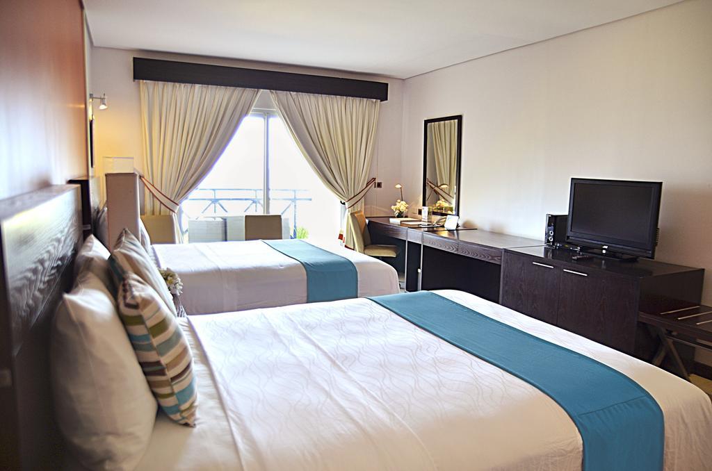 Thunderbird Resorts - Poro Point San Fernando City  Екстериор снимка