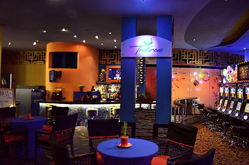 Thunderbird Resorts - Poro Point San Fernando City  Екстериор снимка