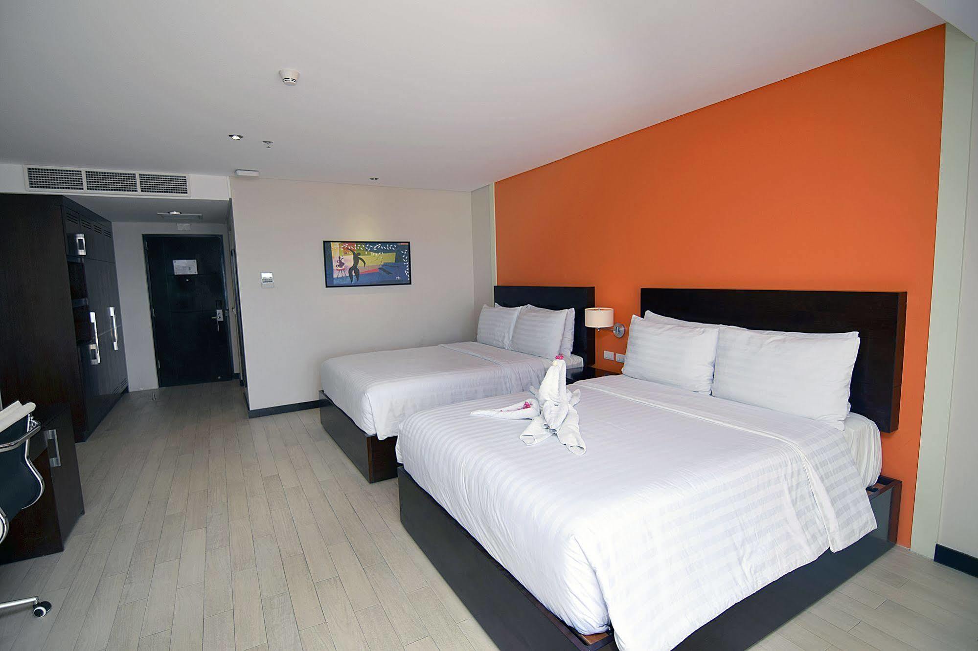 Thunderbird Resorts - Poro Point San Fernando City  Екстериор снимка