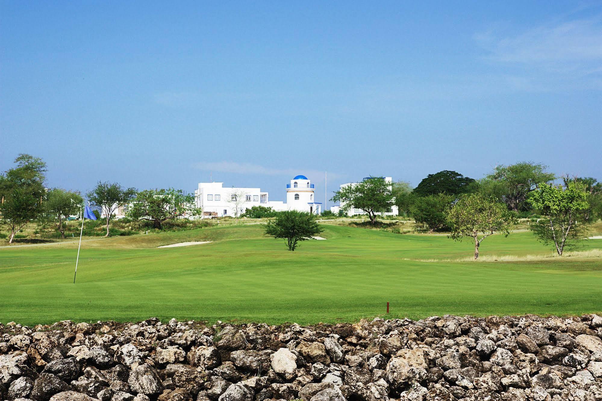 Thunderbird Resorts - Poro Point San Fernando City  Екстериор снимка