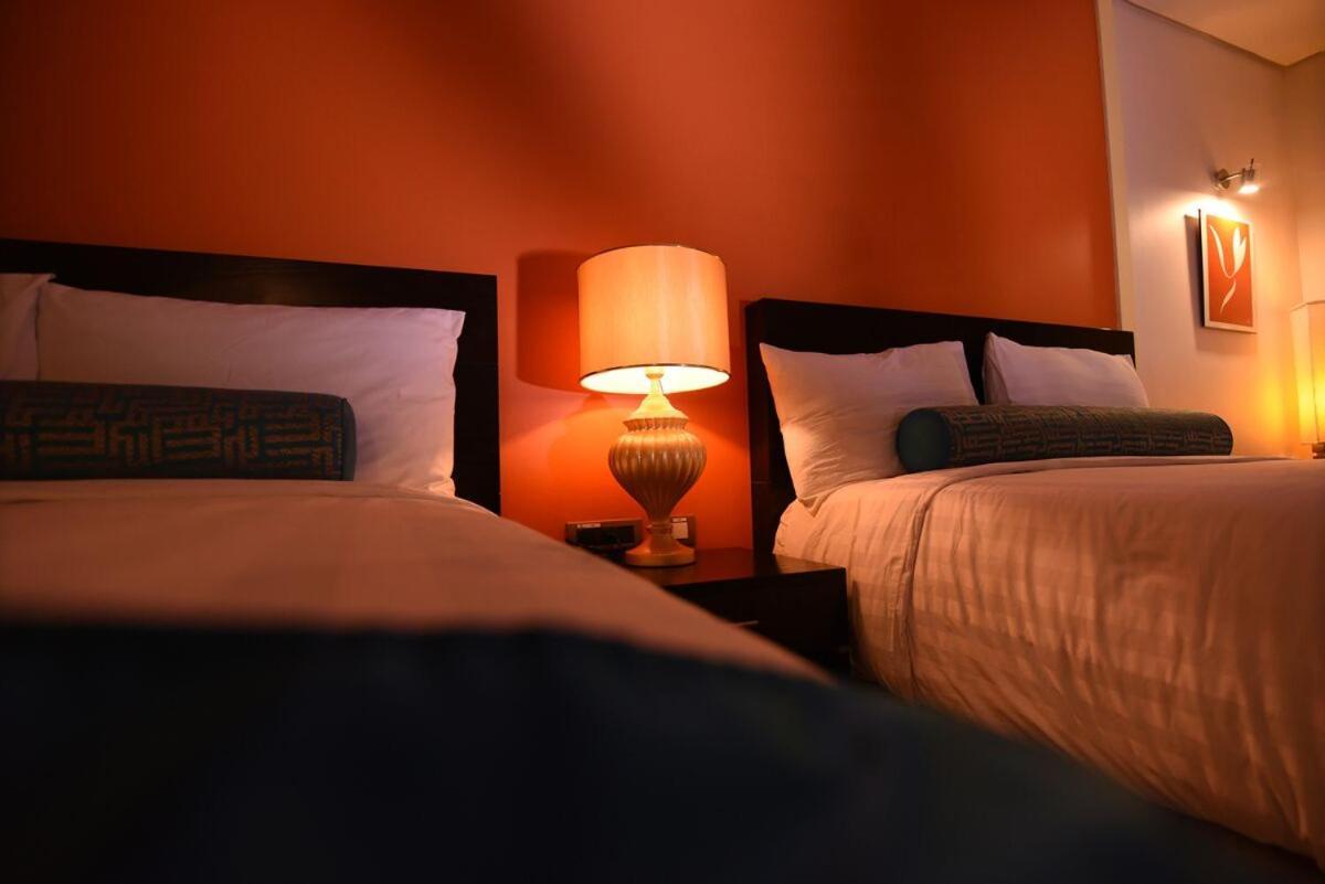 Thunderbird Resorts - Poro Point San Fernando City  Екстериор снимка
